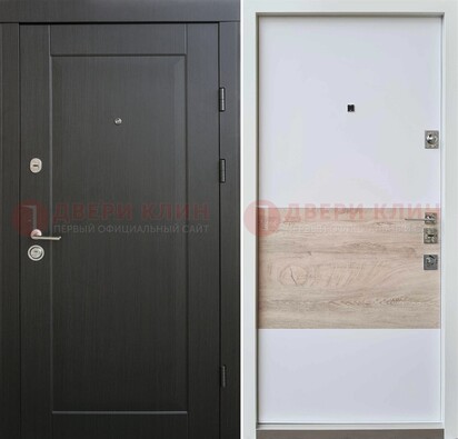 Черная металлическая дверь с белой МДФ внутри ДМ-230 в Мурино