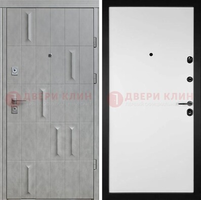 Серая стальная дверь с рисунком МДФ и внутри Белый ясень ДМ-280 в Мурино