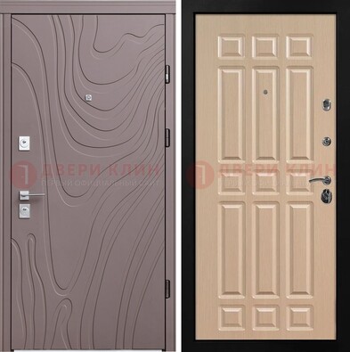 Светло-коричневая железная филенчатая дверь с рисунком МДФ ДМ-283 в Мурино