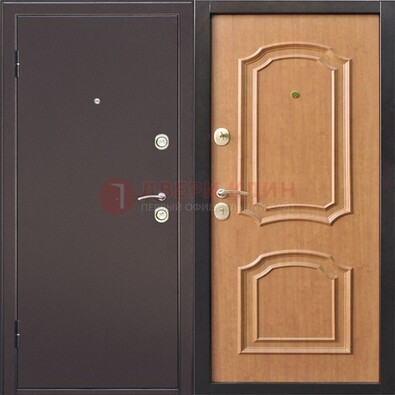 Темная железная дверь с порошковым покрытием ДП-10 в Мурино
