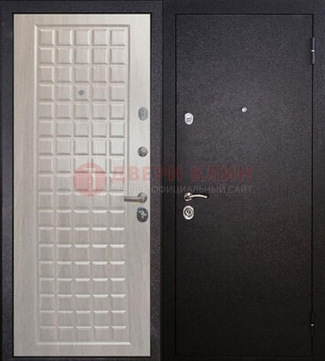 Черная входная дверь с порошковым покрытием ДП-206 в Мурино