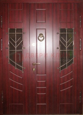 Парадная дверь со вставками из стекла и ковки ДПР-34 в загородный дом в Курске
