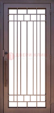 Стальная решетчатая дверь в коричневом цвете ДР-12 в Мурино