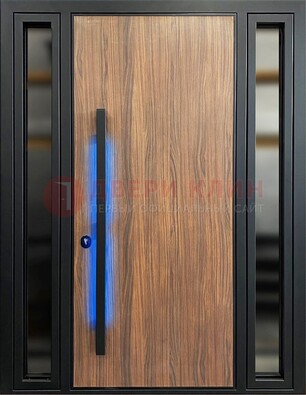 Коричневая металлическая дверь со стеклом ДС-69 в Мурино