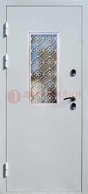 Серая металлическая дверь со стеклом и ковкой ДС-75 в Мурино