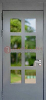 Серая металлическая дверь со стеклом ДС-78 в Мурино