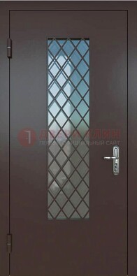Темная металлическая дверь с решеткой и стеклом ДС-7 в Мурино