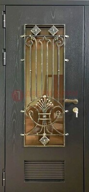 Одностворчатая железная дверь со стеклом и ковкой для дома ДСК-101 в Мурино