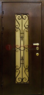 Металлическая дверь с армированным стеклопакетом и ковкой ДСК-20 в Краснодаре