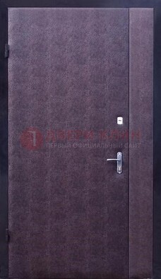 Бордовая металлическая тамбурная дверь ДТМ-3 в Мурино