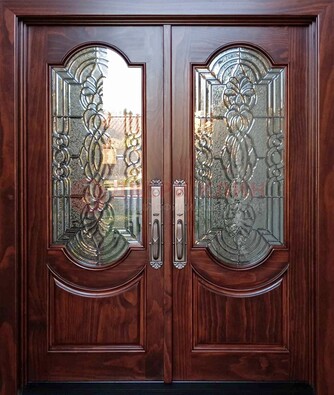 Классическая железная дверь с массивом дуба для входа ВЖ-23 в Мурино